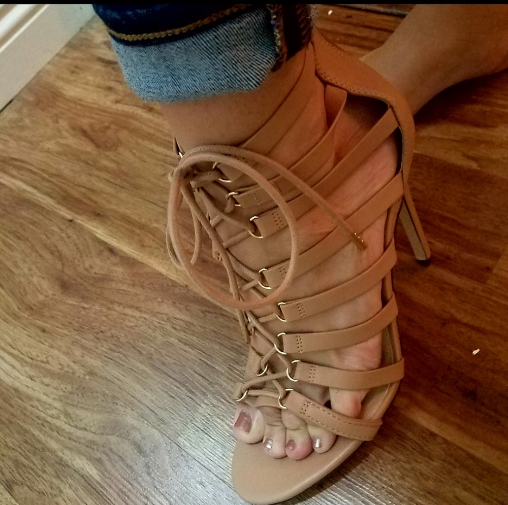 🍃 Nude Scrappy Heels